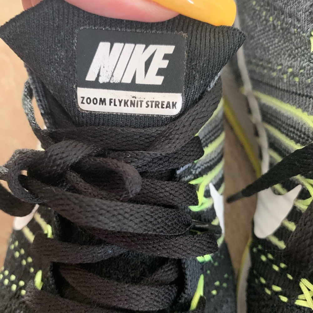 Women’s Nike zoom flyknit streak - Picture 5 of 9